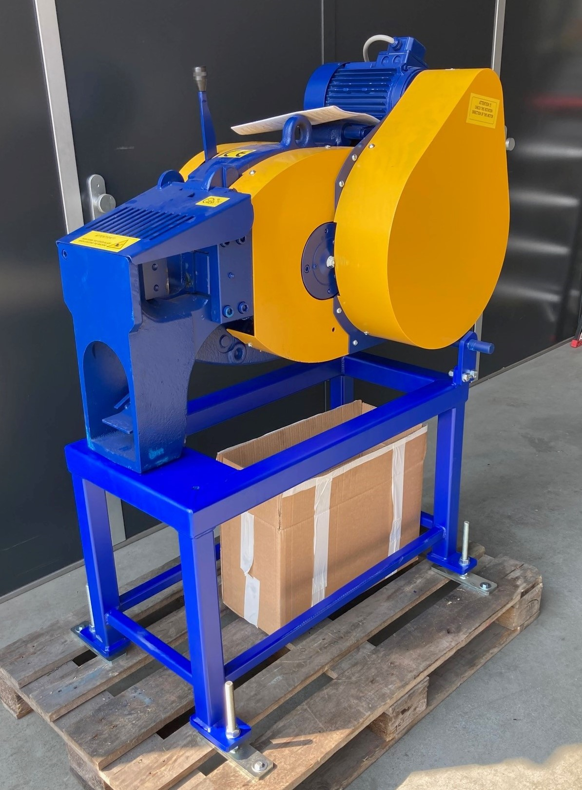 Gestell für MSC Schneidemaschine, mit Pedal