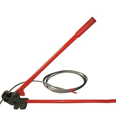 Launch bench wire rope cutter